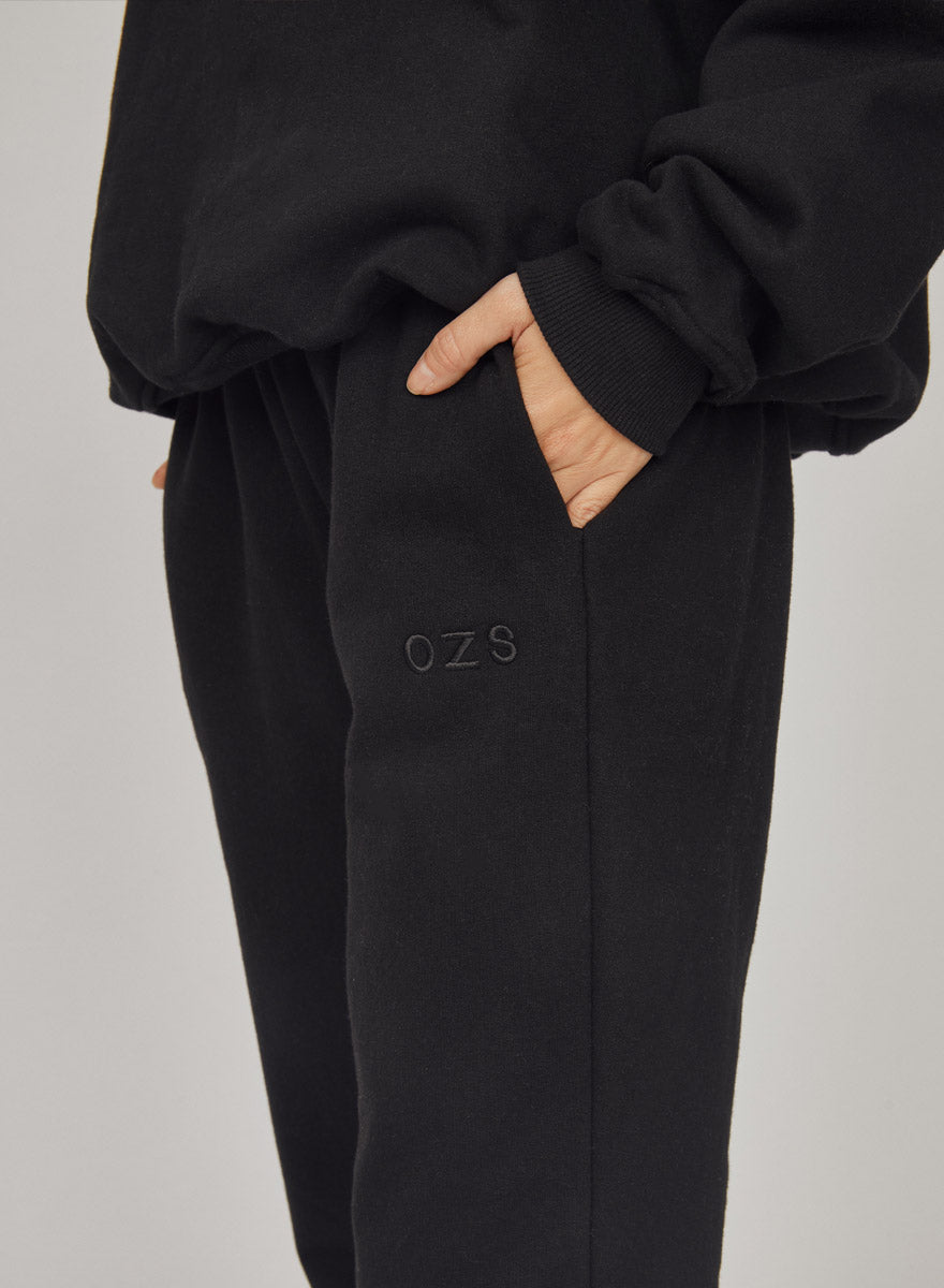 Collarcrewneck-black12.jpg