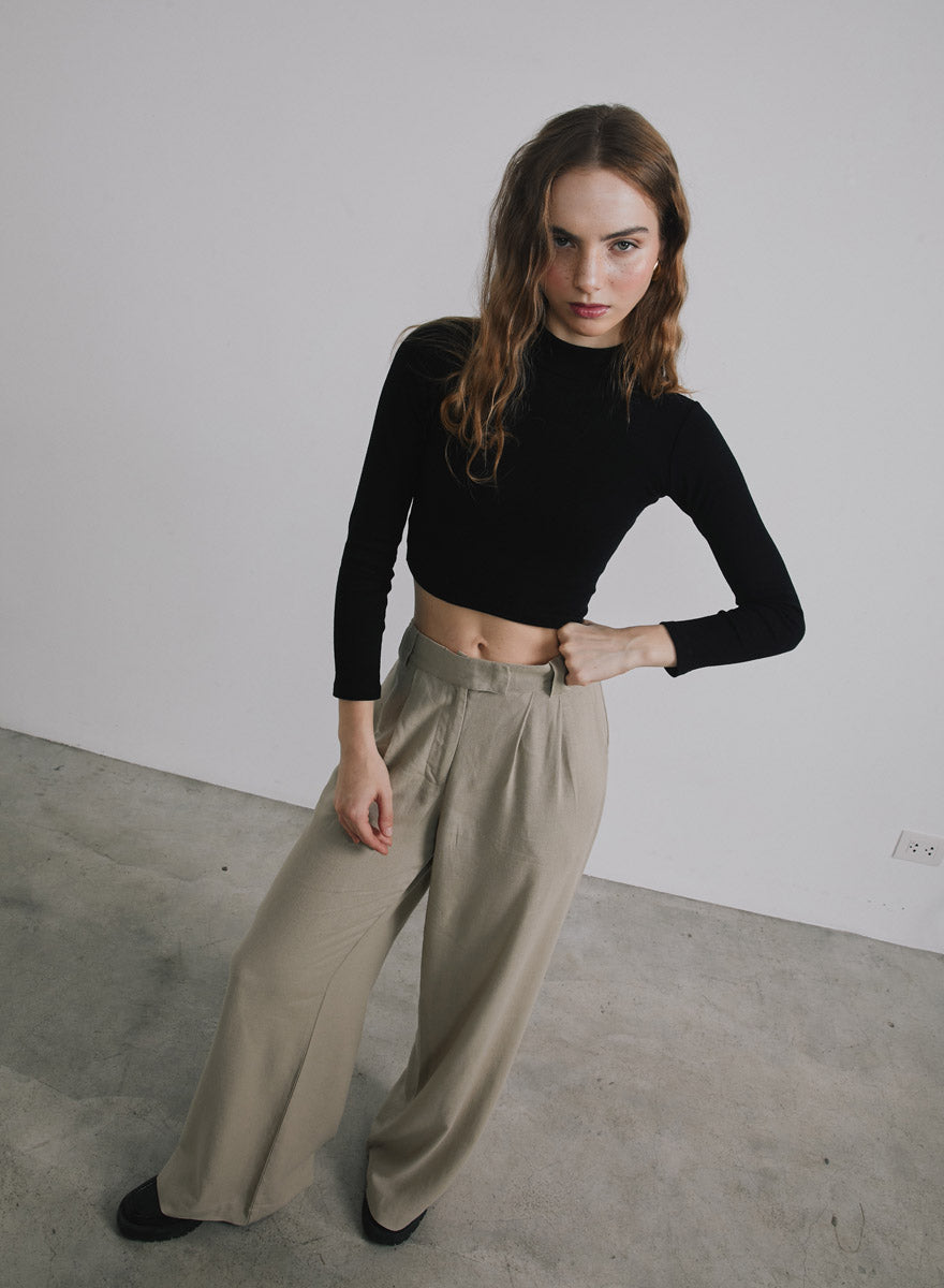 Longsleeve_basic_top_negro_3.jpg